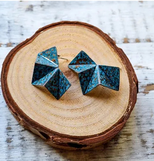 Origarmi Stud Earrings